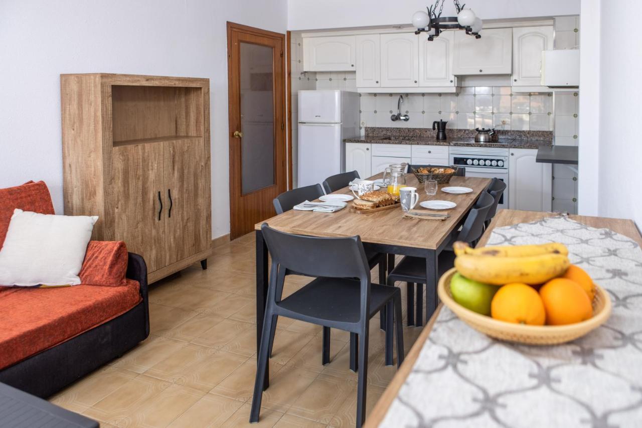 ל'אסטרטיט Rvapartaments La Pineda מראה חיצוני תמונה